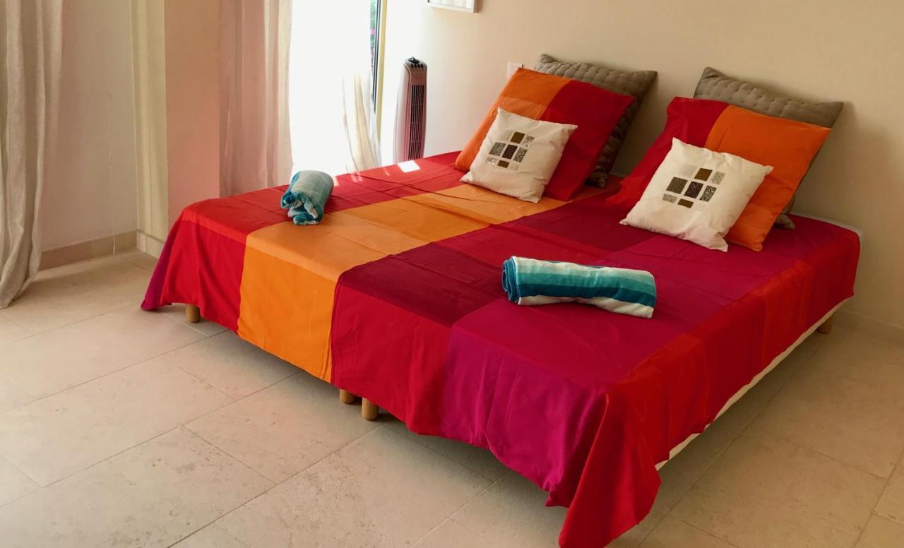 אנטיב Independent One Bedroom Apartment מראה חיצוני תמונה